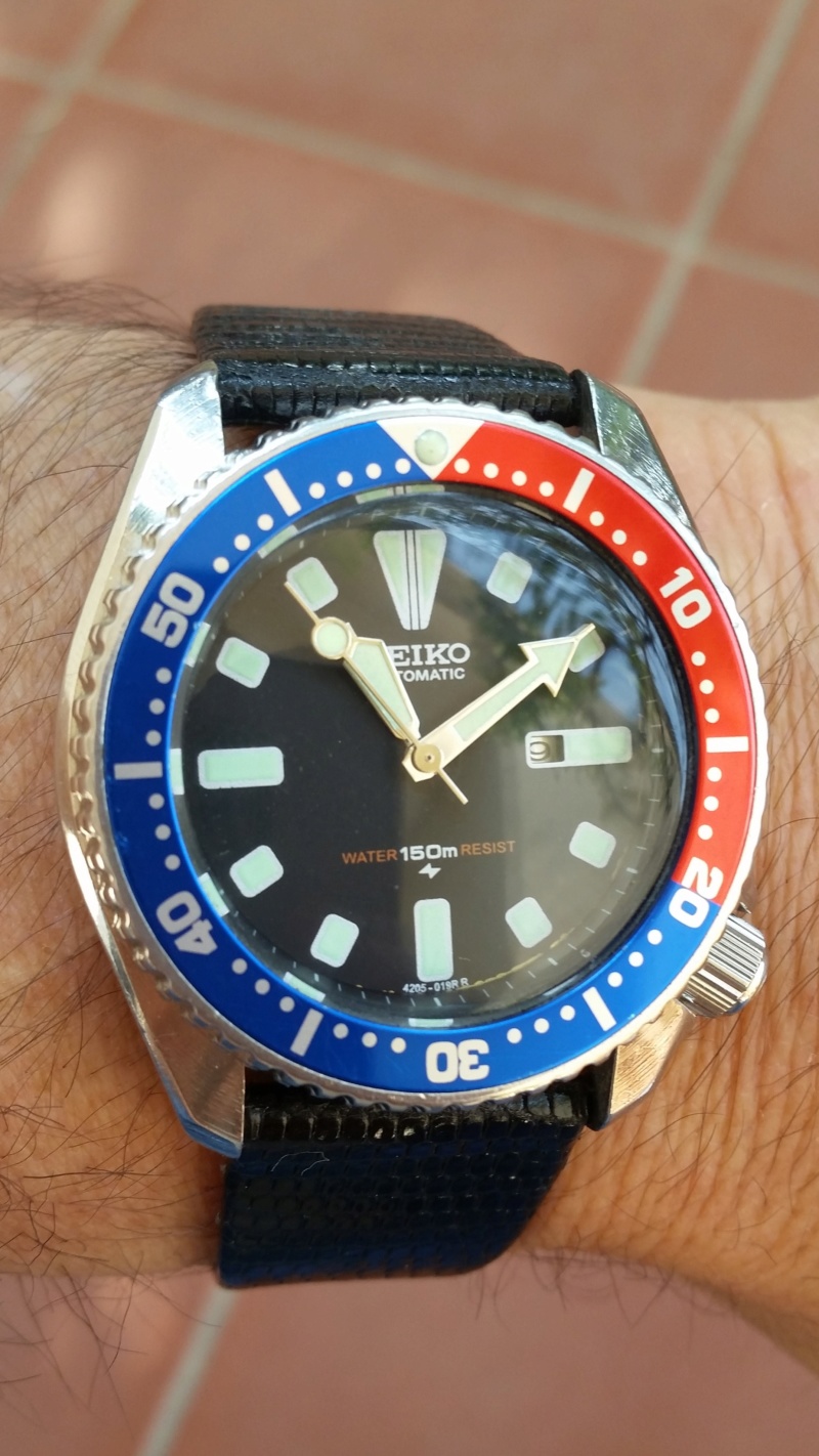 Coin des Affaires - vintage seiko divers auto 4205-015v japan pepsi 38mm